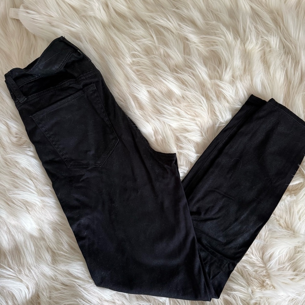Joe’s Jeans_ The Charlie- High Rise Ankle Black Skinny Jeans